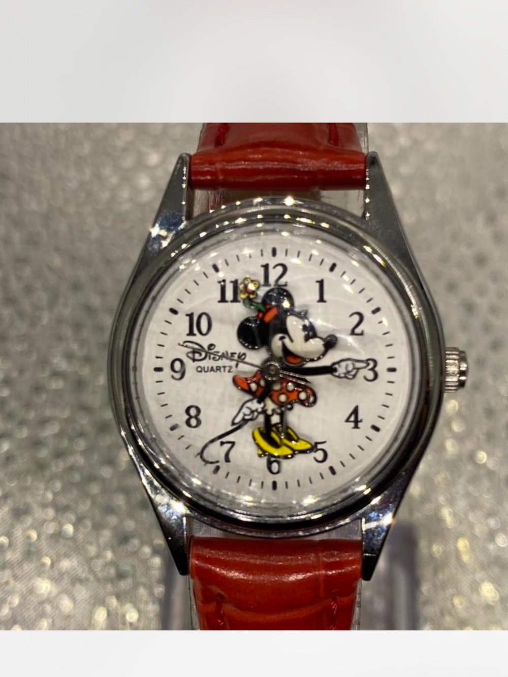 ^^^Disney *** Minnie Mouse ^^^ 3d” *** Ruby  Red Strap Watch ^^^ Collectors ***